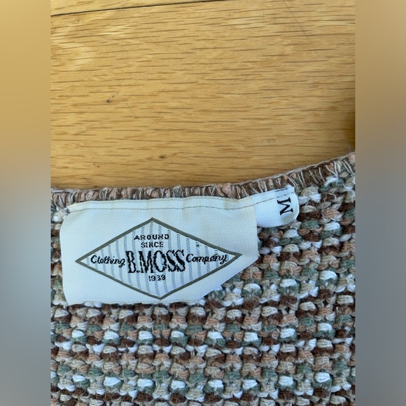 B. Miss tweed vest. Size M - Picture 5 of 5